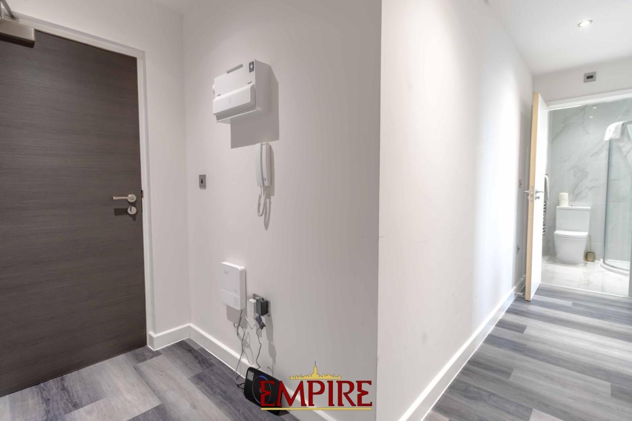 Modern 1 Bedroom 5mins From The Nec! Appartement *